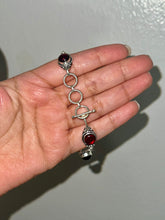 Load image into Gallery viewer, SS Garnet bracelet
